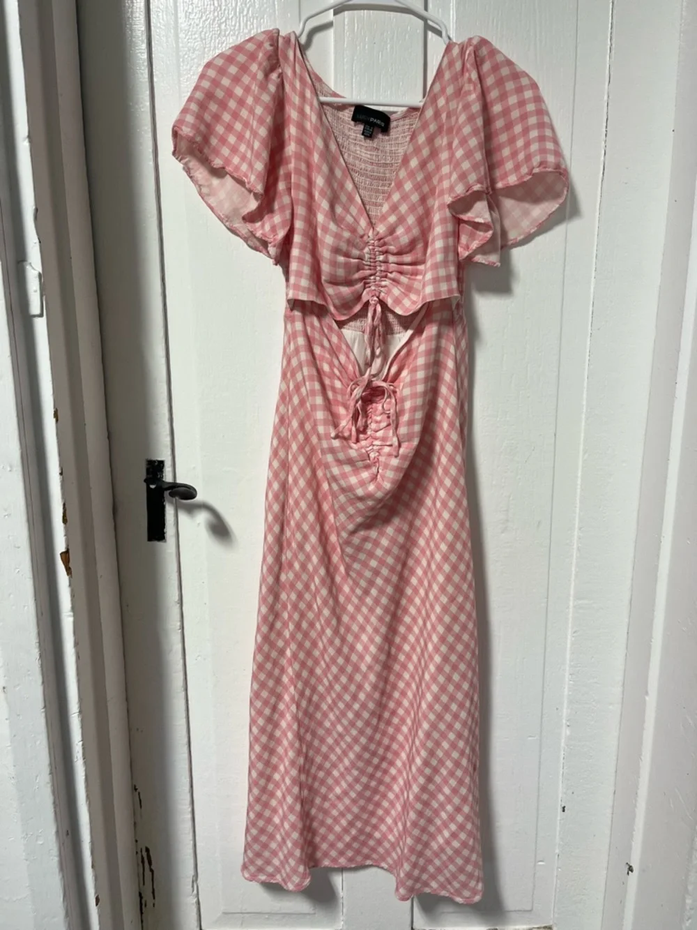 Lucy Paris Cutout Flutter Sleeve Pink & White Gingham Dress size small - Picture 3 of 10